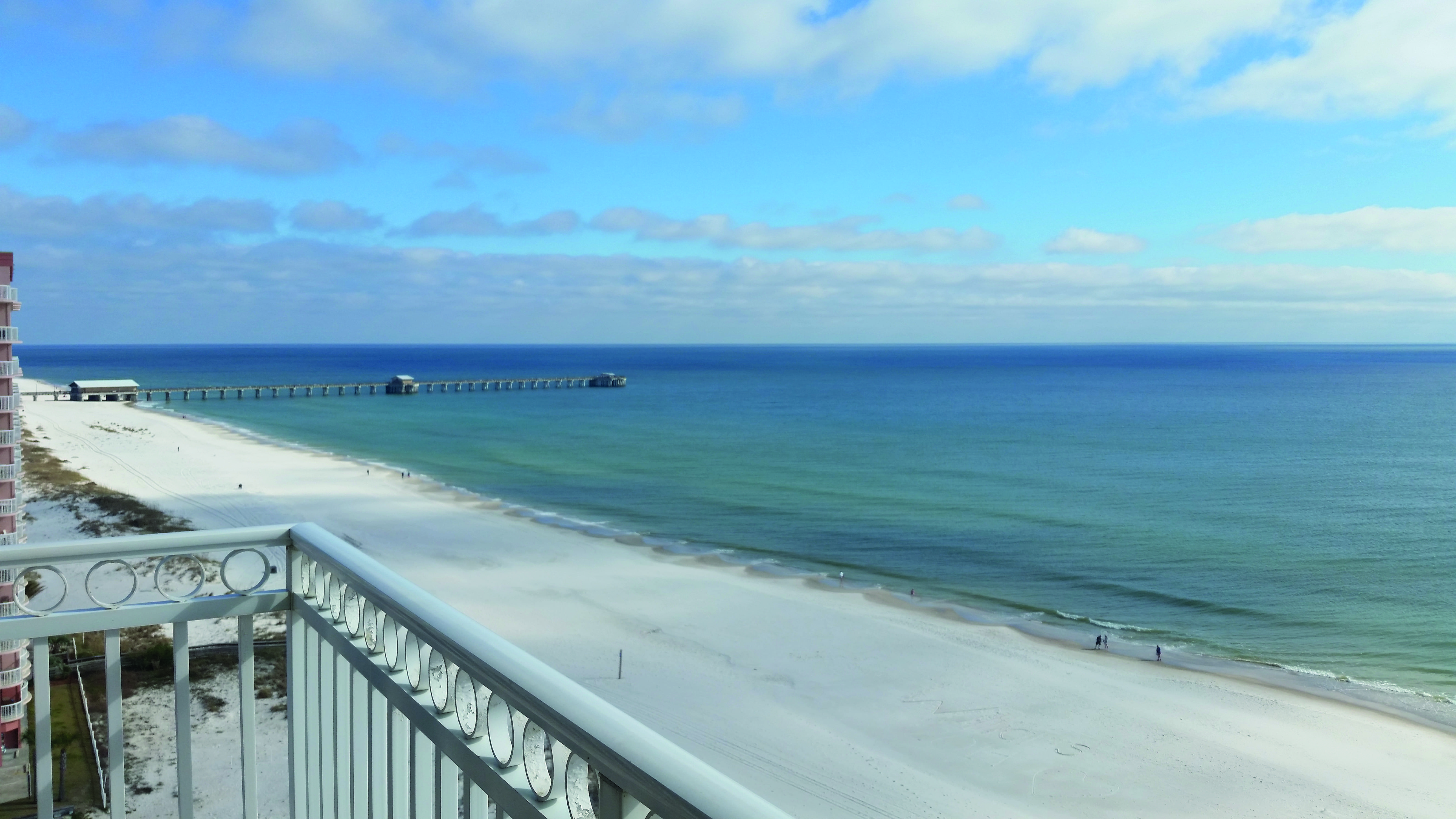 Gulf Shores, AL – Collonades